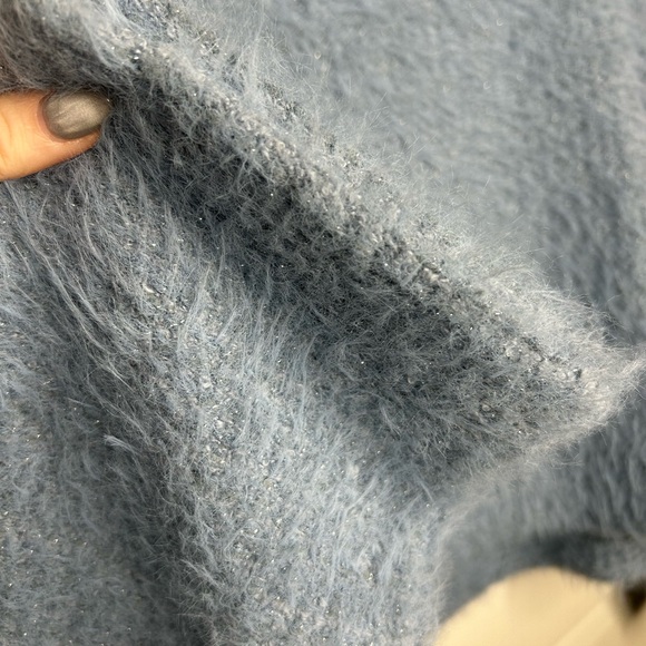 Zara Soft Blue Crew Neck fuzzy Sweater Womens size L - Picture 3 of 7